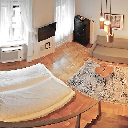 Luxury New Apartment With Gallery At Dob Street Nearby Gozsdu Court 布达佩斯 外观 照片