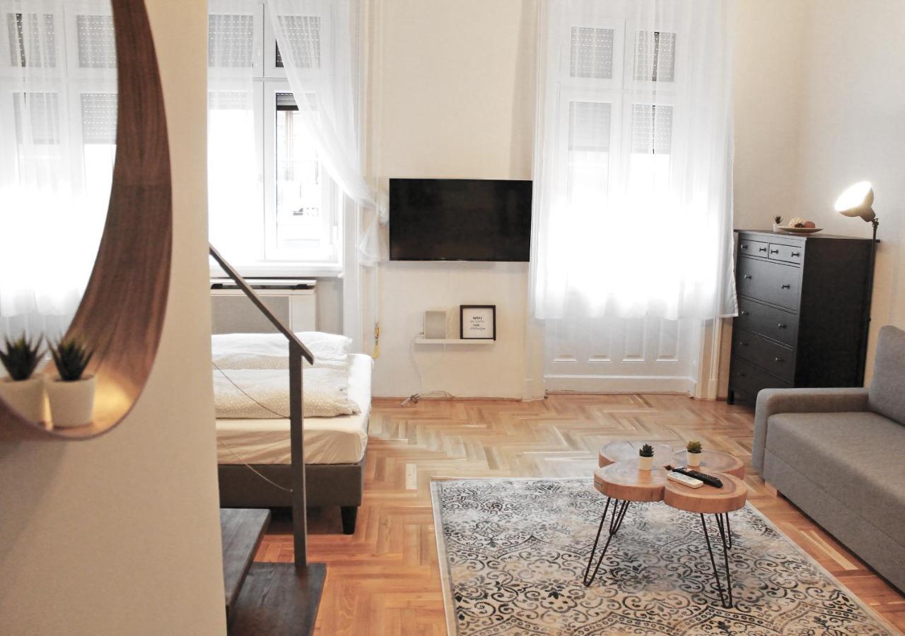 Luxury New Apartment With Gallery At Dob Street Nearby Gozsdu Court 布达佩斯 外观 照片