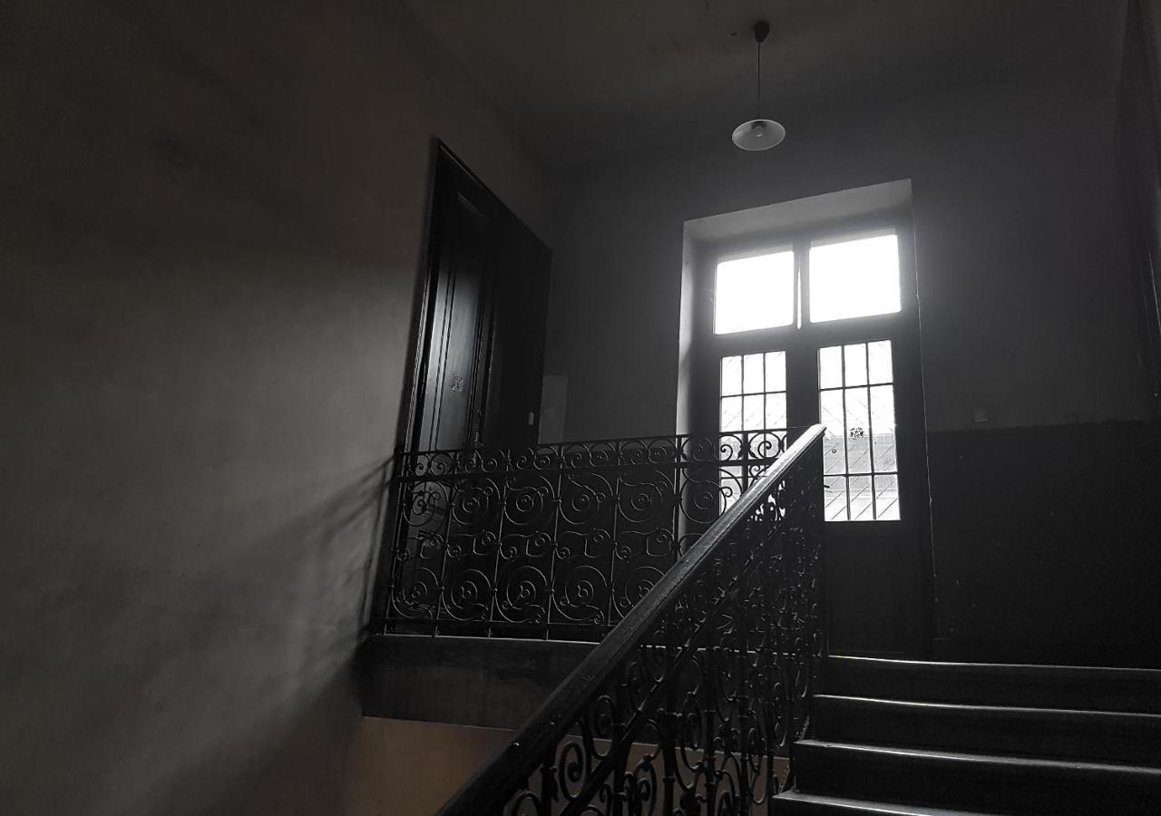 Luxury New Apartment With Gallery At Dob Street Nearby Gozsdu Court 布达佩斯 外观 照片