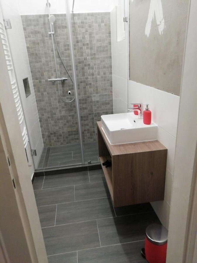 Luxury New Apartment With Gallery At Dob Street Nearby Gozsdu Court 布达佩斯 外观 照片